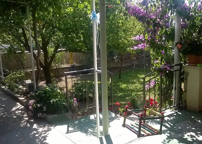 Neda Gostinjska kuća 3*