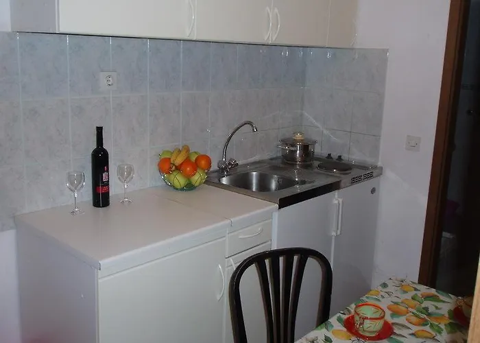 Gostinjska kuća Neda 3*